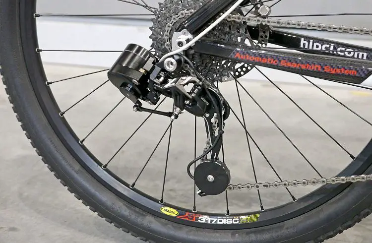 bicycle with auto shifting