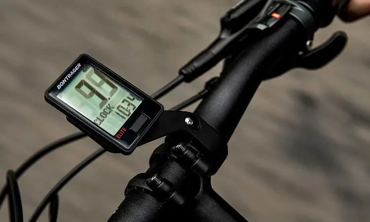 Bike Computer Vs Phone: Which One Is More Accurate?