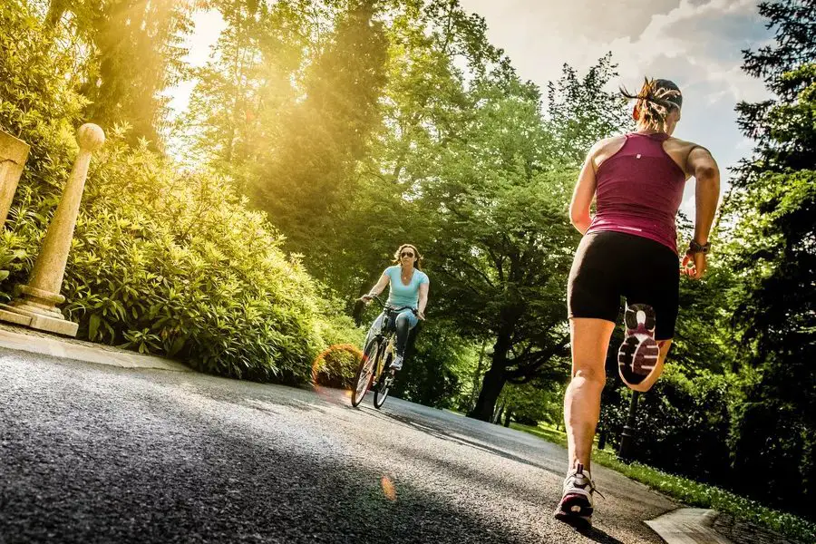 Cycling vs running-pros and cons