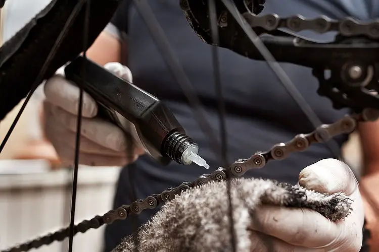 Cleaning Bicycle chain