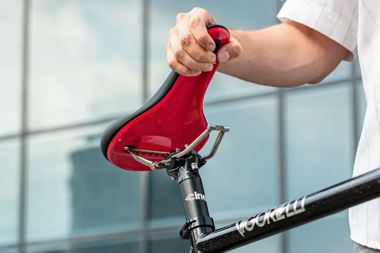 determining seat position using a bike sizing chart