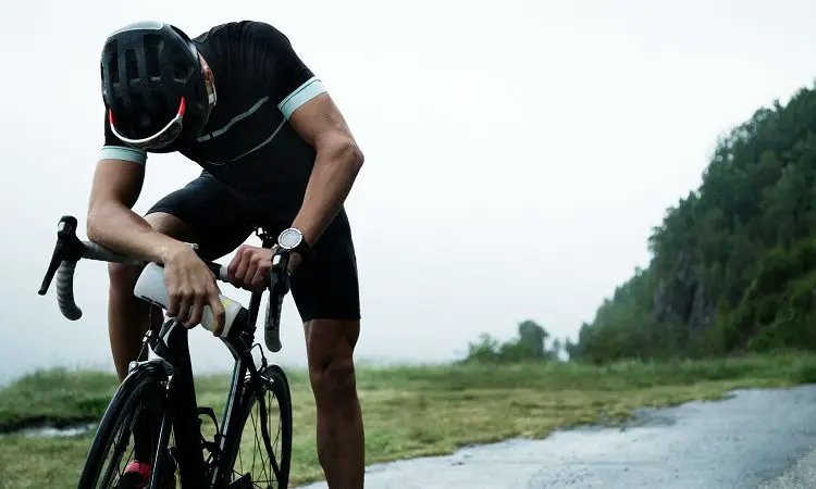 Why Do Many Cyclists Suffer From Knee Pain?